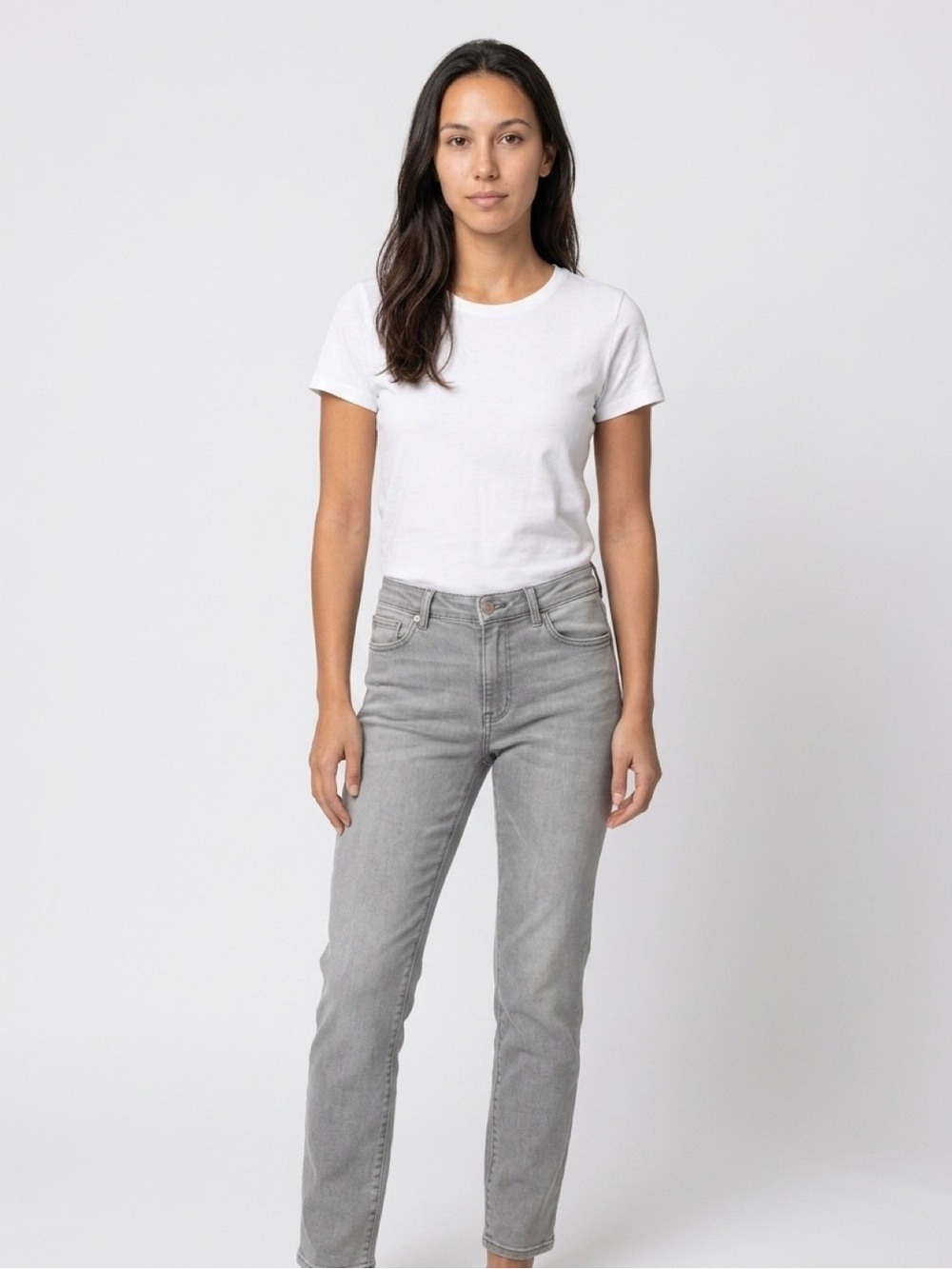 Hudson- Krista Low Rise Skinny Ankle Straight Jeans in Light Gray